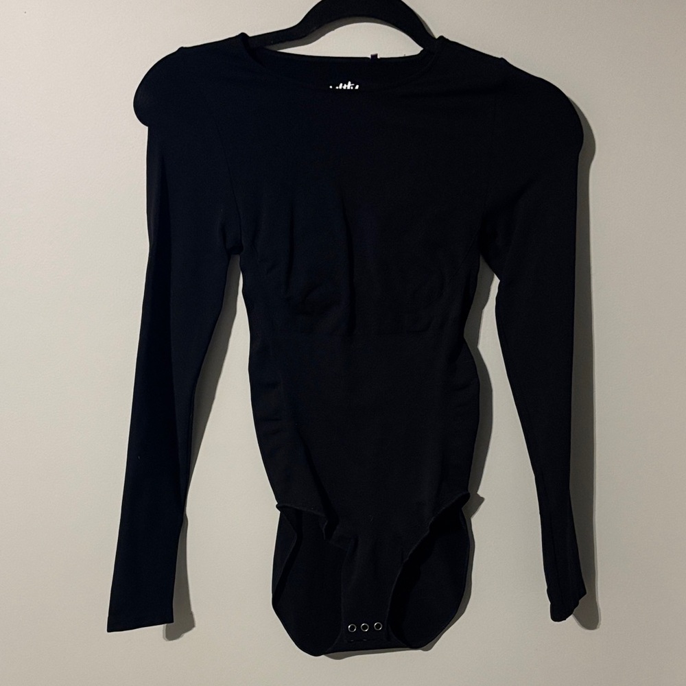 YITTY Classic Black Bodysuit